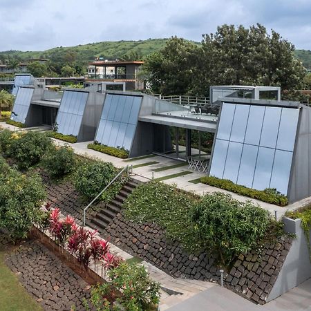Beyond By Sula Hotel Nashik Exterior foto